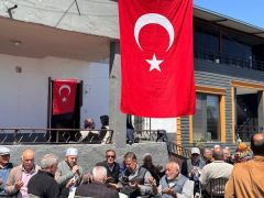 Hacı adayı Ömer Arslan’ın vermiş olduğu yemek programı